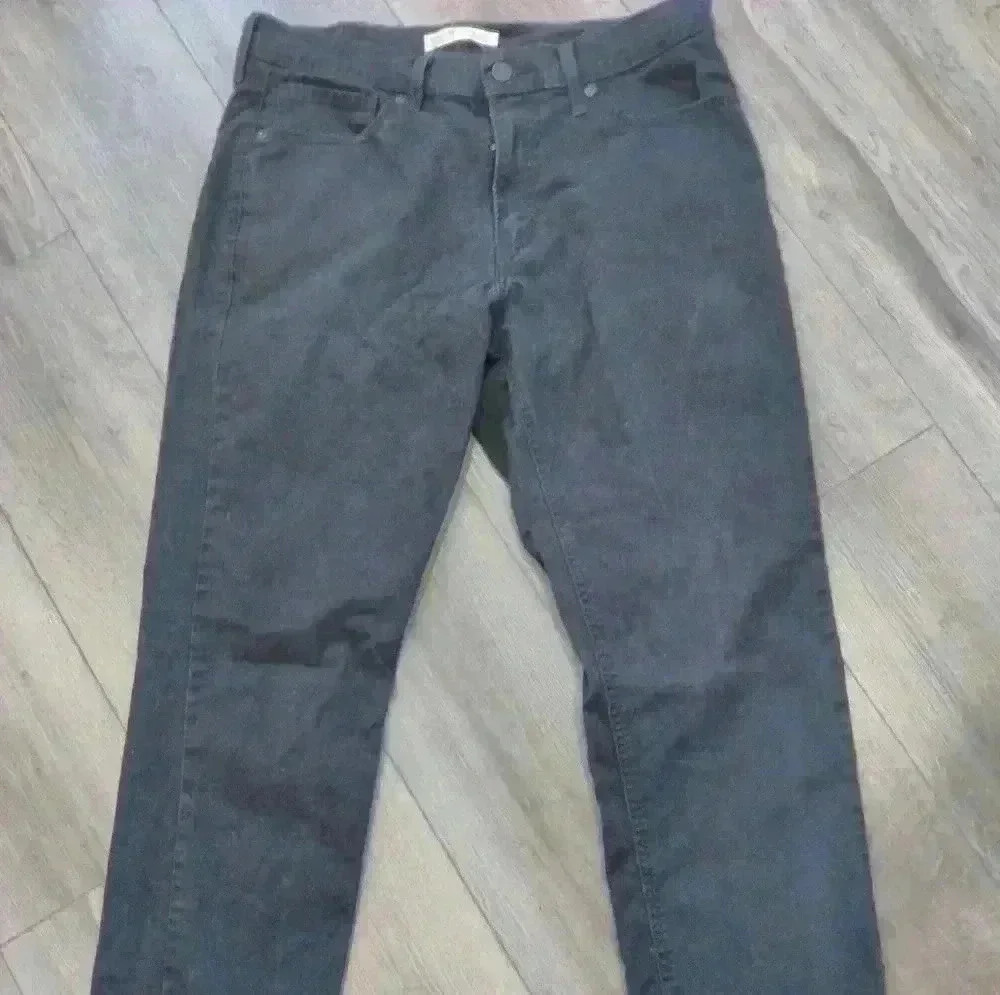 Levi's
